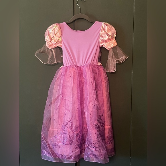 Rapunzel Disney Princess Dress Used Excellent Condition - Picture 2 of 3